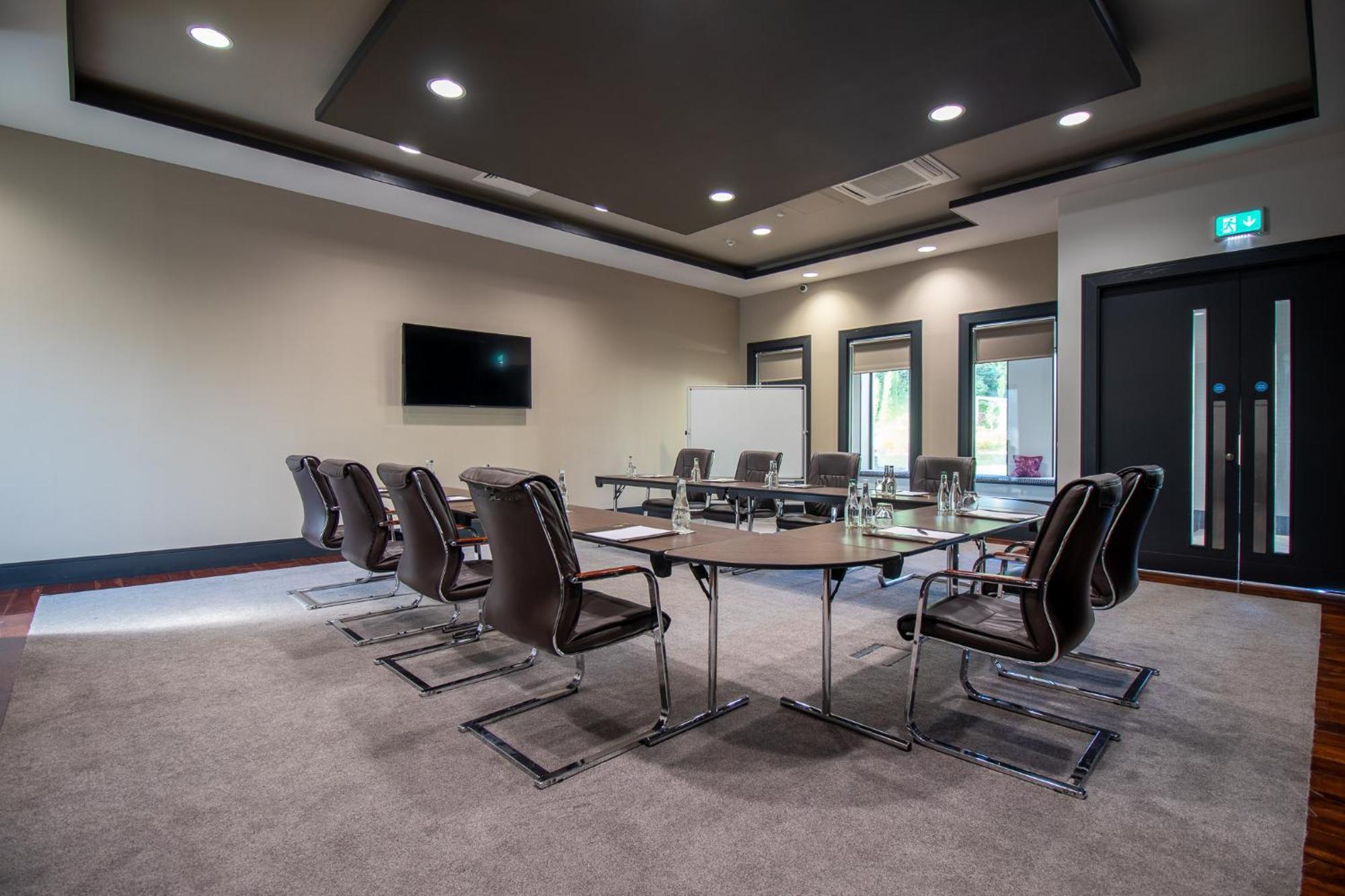 Fota Island Hotel And Spa Exterior foto Meeting room