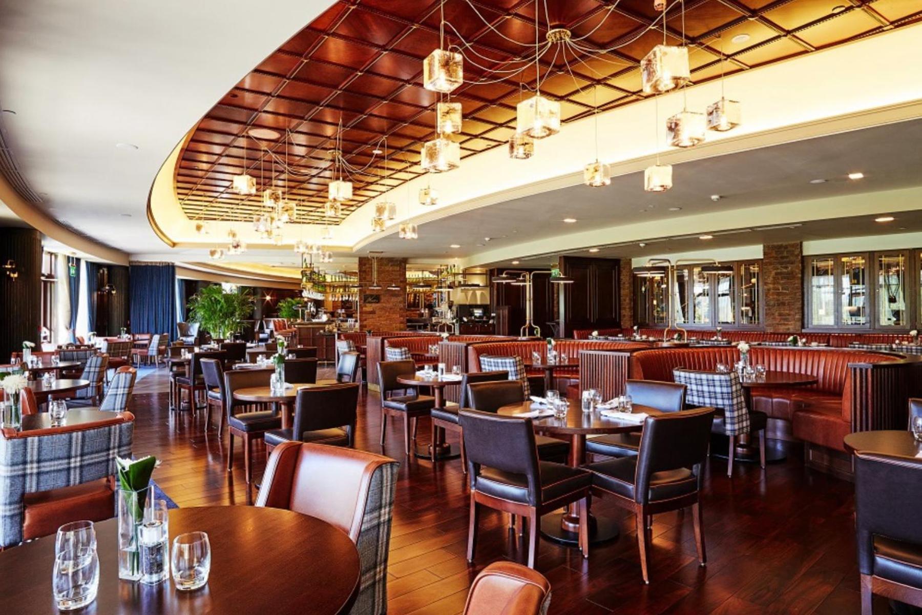 Fota Island Hotel And Spa Exterior foto The interior of the restaurant