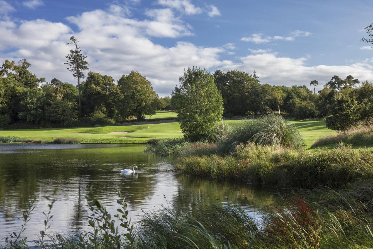 Fota Island Hotel And Spa Exterior foto The 18th hole at the Old Course